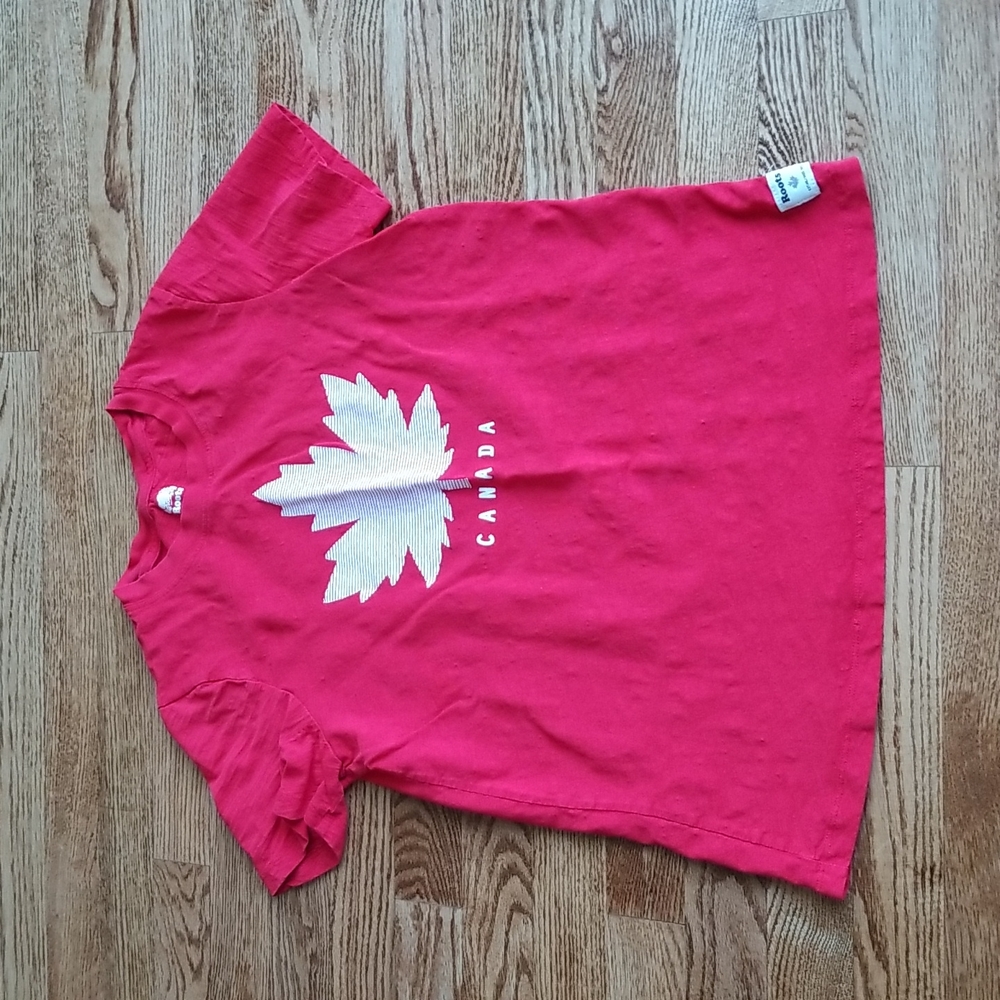 (S) Roots Made in Canada 100% Cotton T-Shirt Canadian July 1st Canada Day Maple